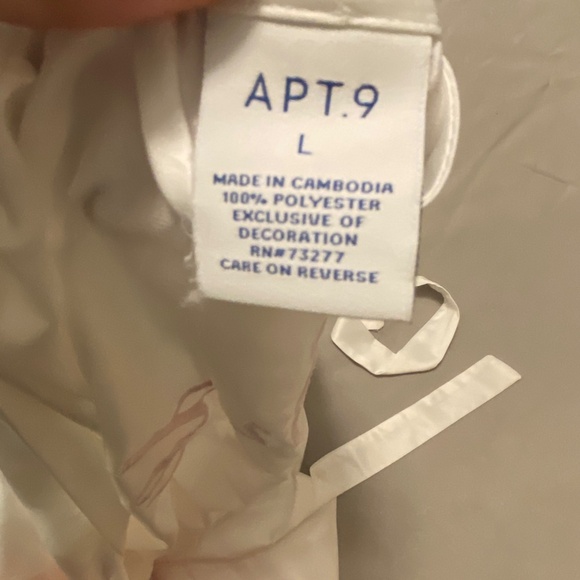 NWOT Apt. 9 Embroidered Bridal Robe - Picture 4 of 4